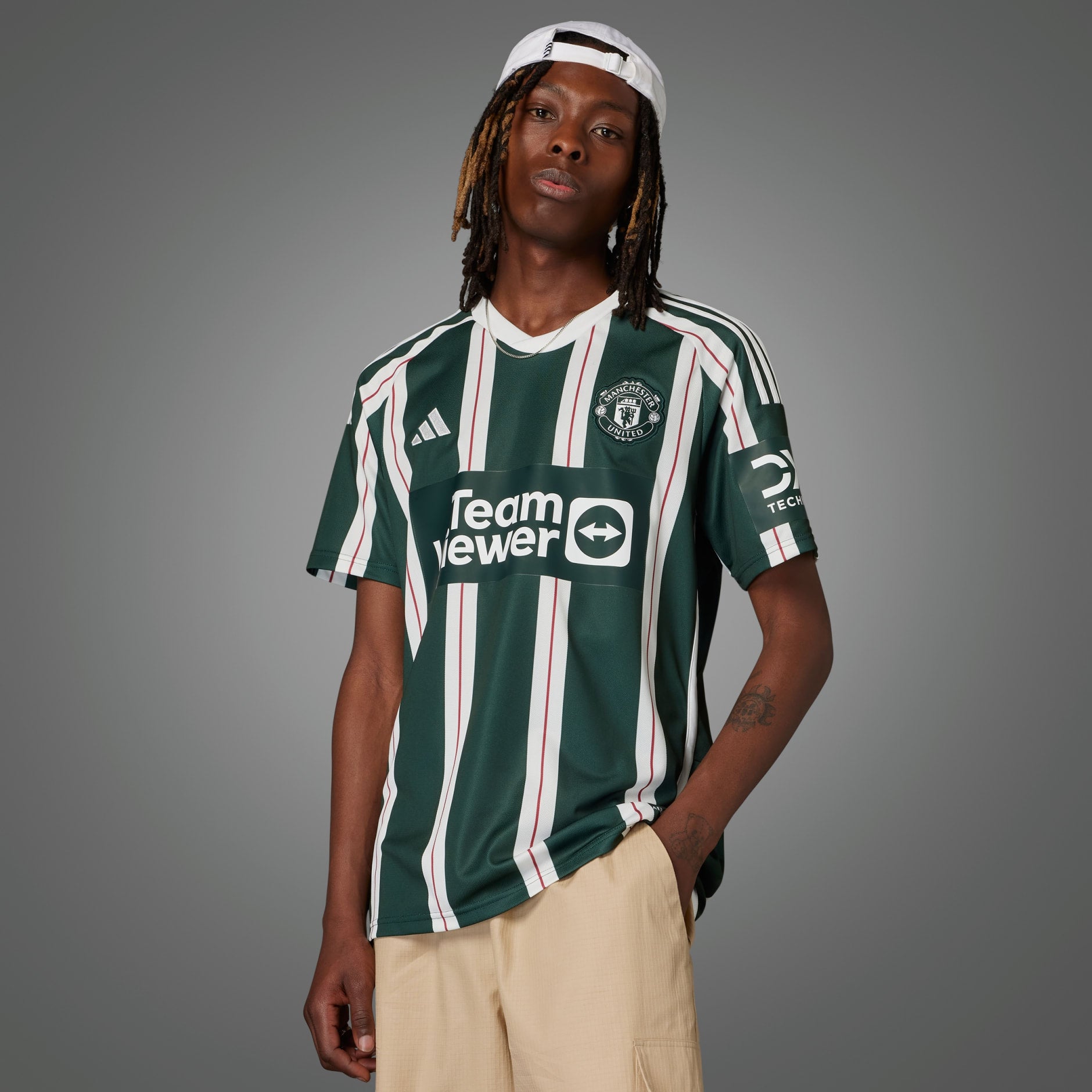 Man u away shirt clearance