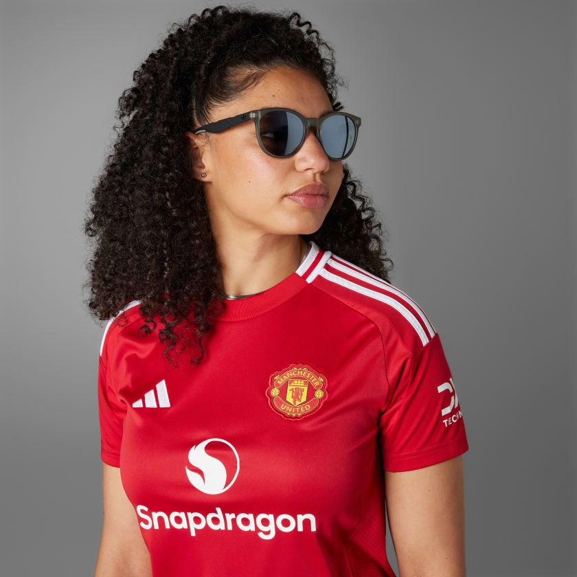 ADIDAS MANCHESTER UNITED 24 25 HOME JERSEY WOMEN RED bCODE Your Online Fashion Retail Store