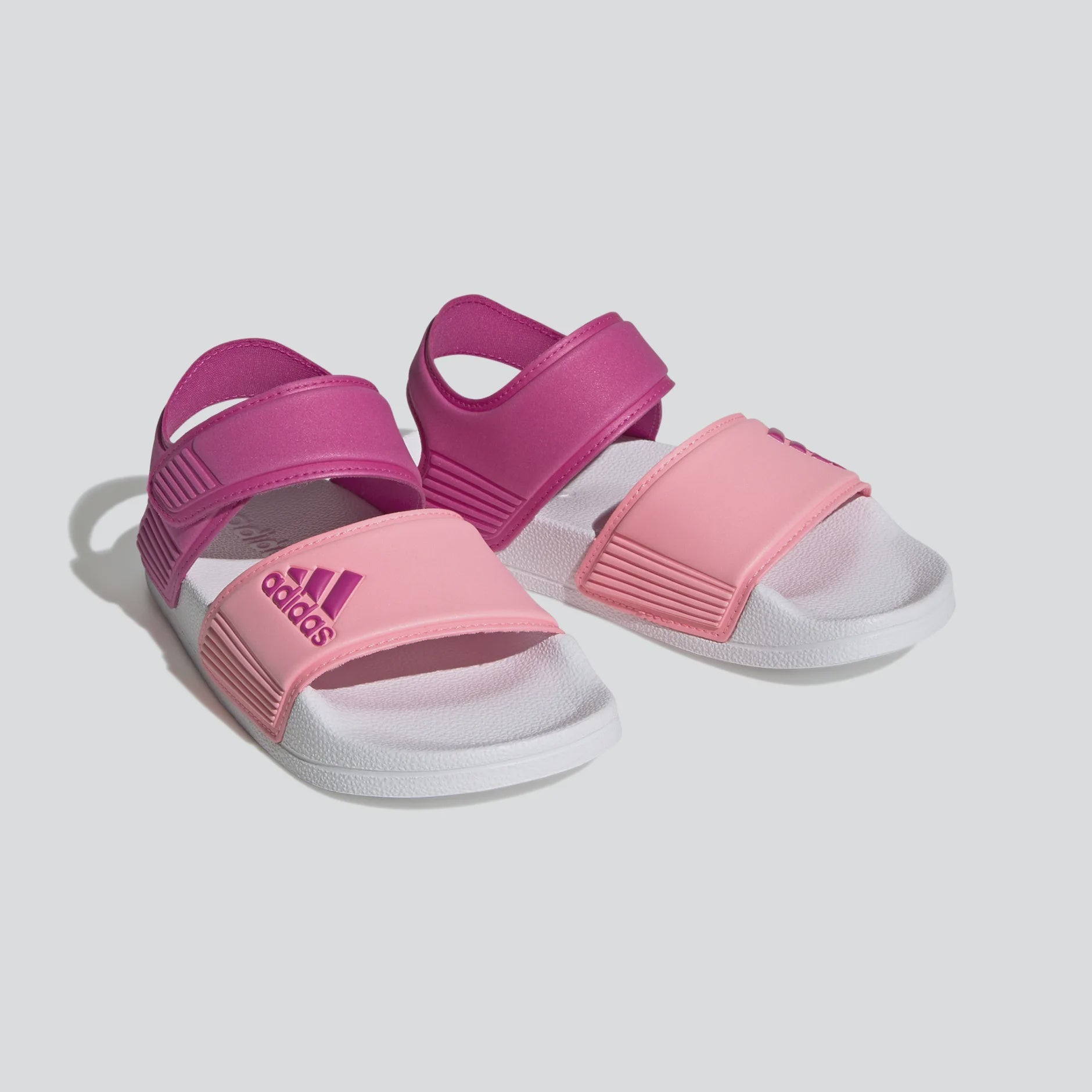 Girl best sale adidas slides